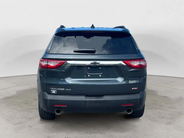 Used 2020 Graphite Metallic Chevrolet RS image 4