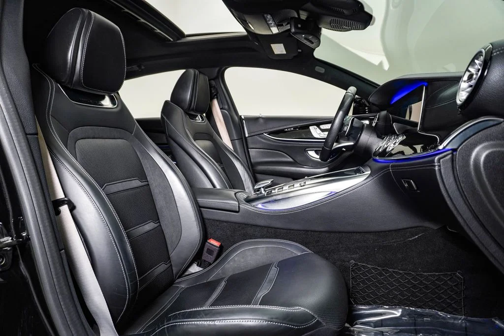 Used 2019 Obsidian Black Metallic Mercedes-Benz C4 image 16