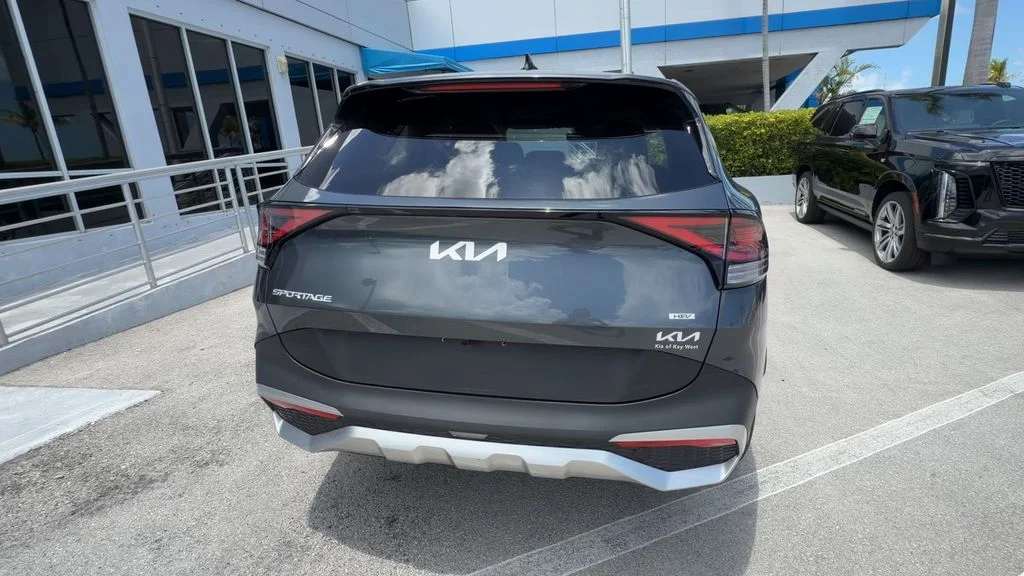 Used 2025 Gray Kia LX image 7