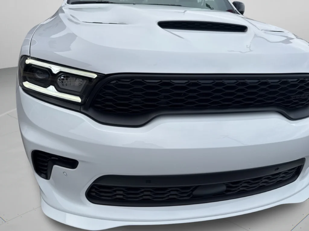 New 2026 White Knuckle Clear-Coat Exterior Paint Dodge GT Plus HEMI V8 image 47