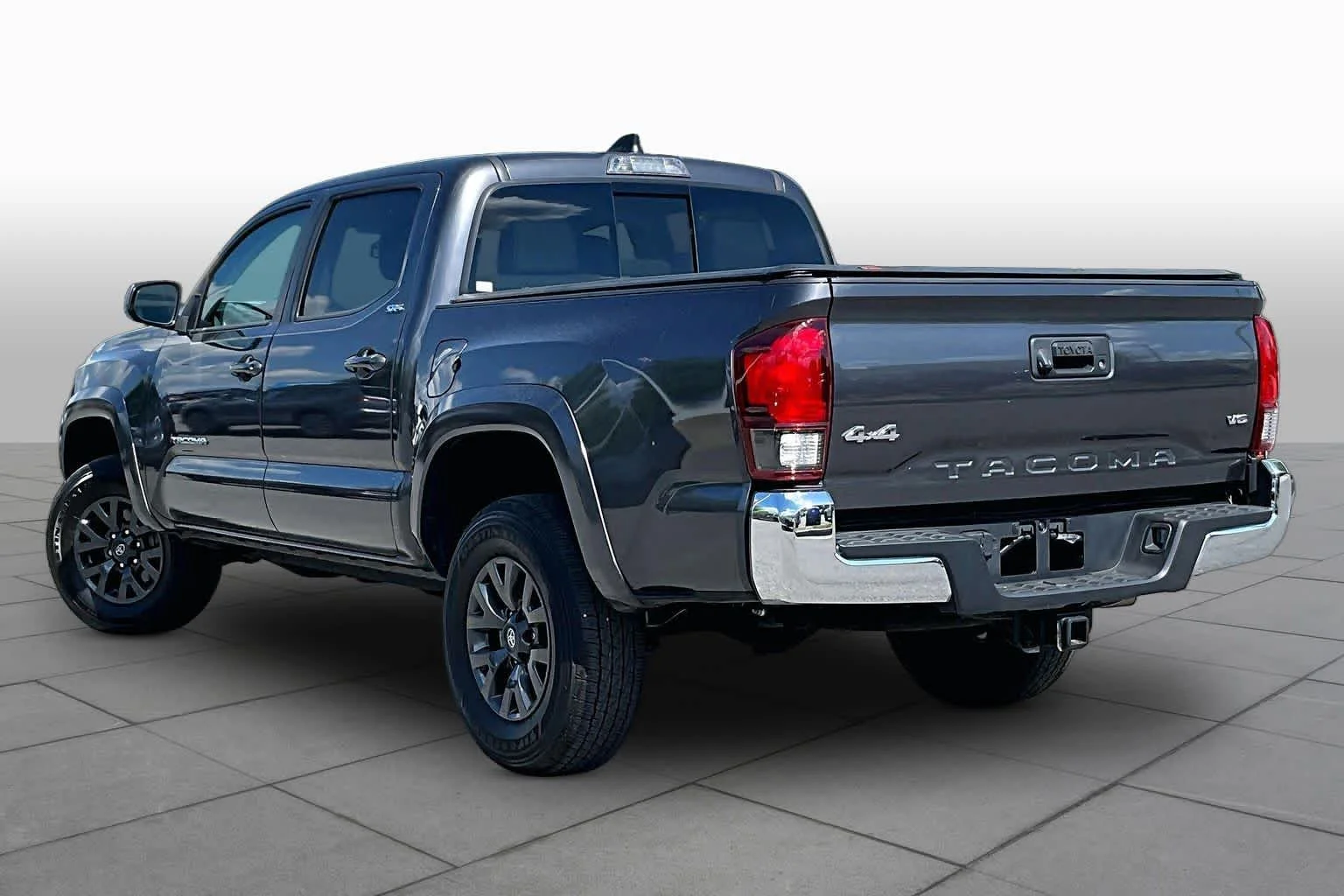 Used 2023 Magnetic Gray Metallic Toyota SR5 image 12
