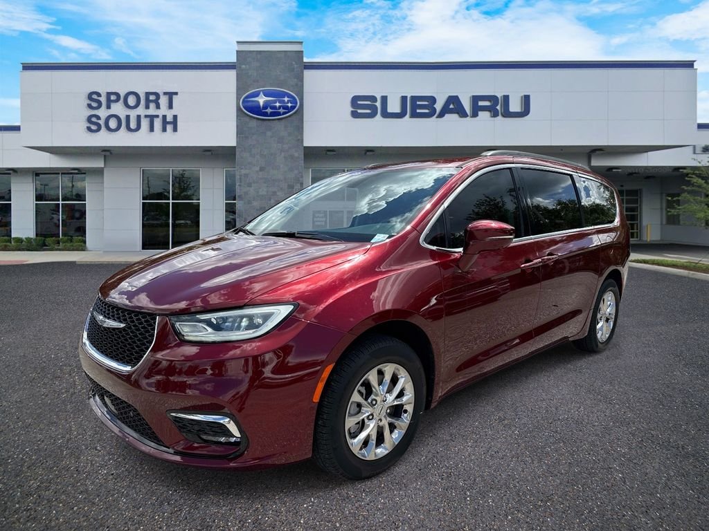 Used 2022 Red Chrysler Touring L image 7