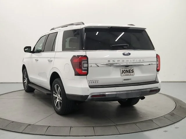 Used 2024 White Ford Limited image 7