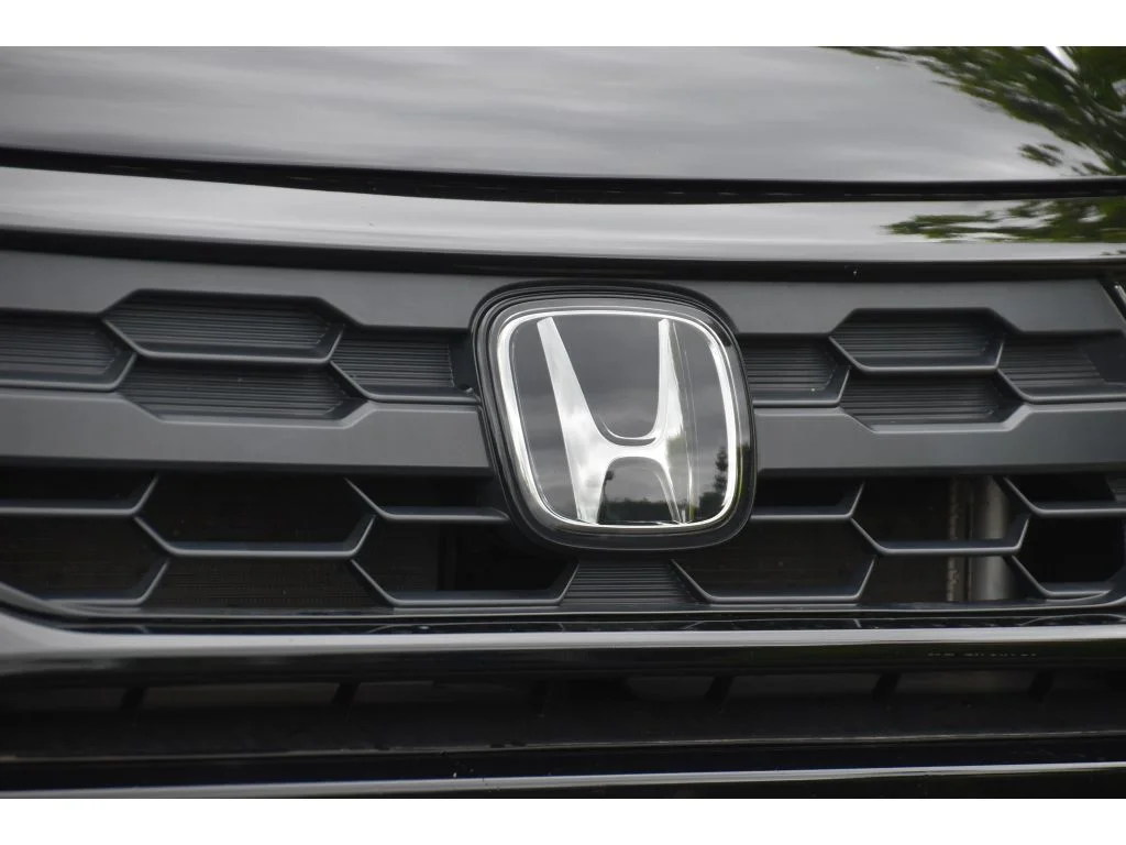 Used 2025 Blk Honda Sport-L image 10