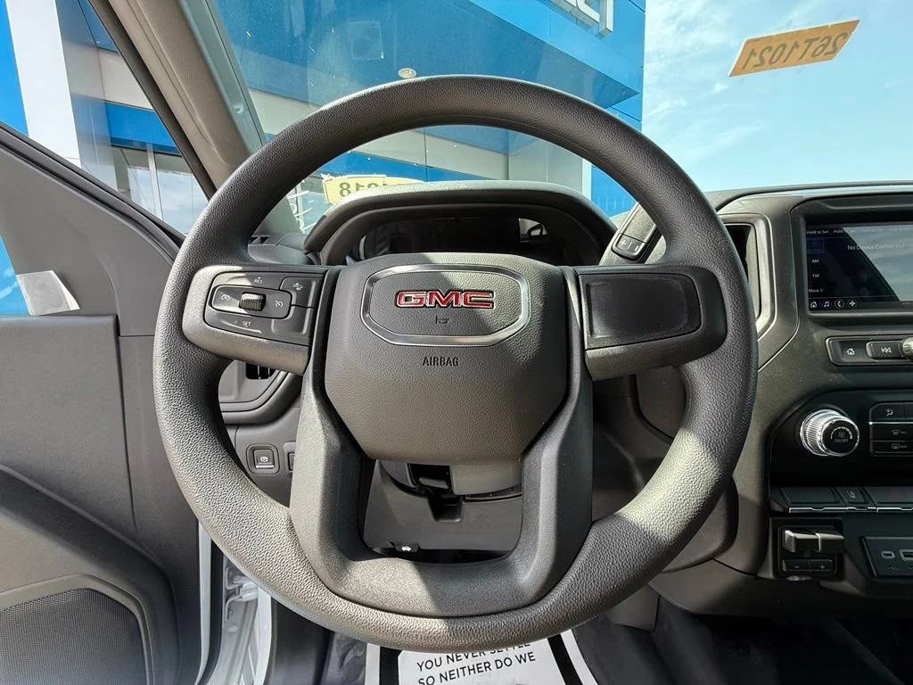 New 2026 Summit White GMC Pro image 21