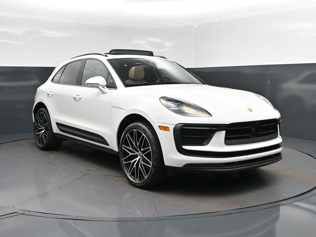 Used 2024 White Porsche Base image 9