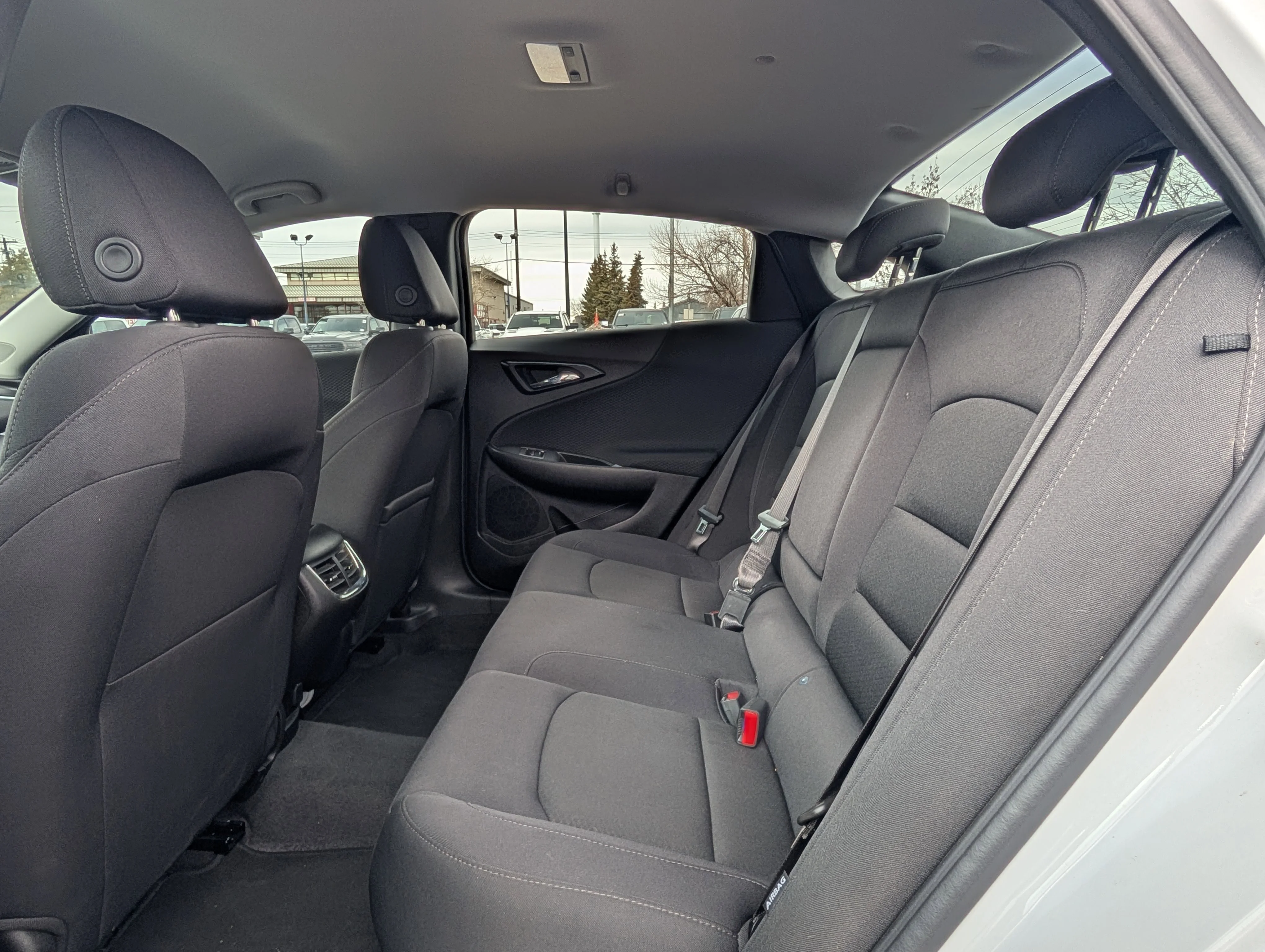 Used 2024 Summit White Chevrolet 1LT image 18