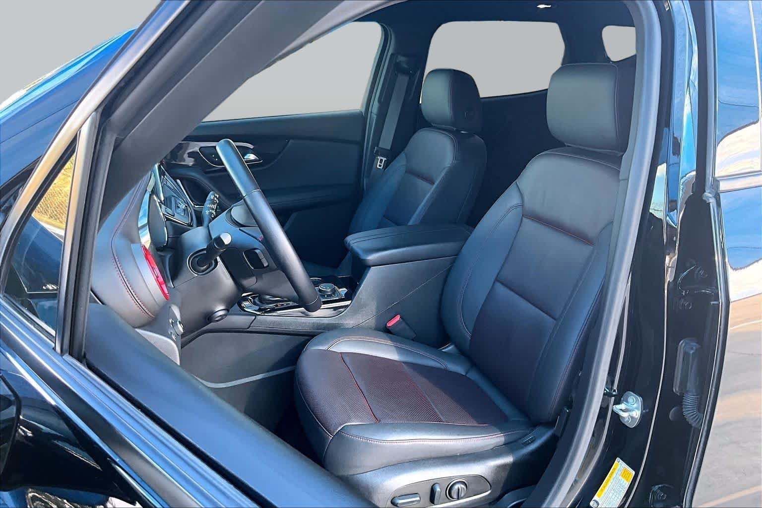 Used 2022 Black Chevrolet RS image 8