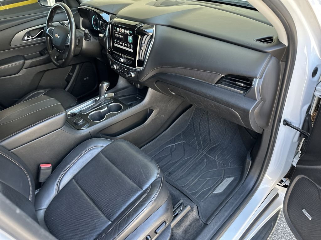 Used 2019 Beige Chevrolet Premier image 38