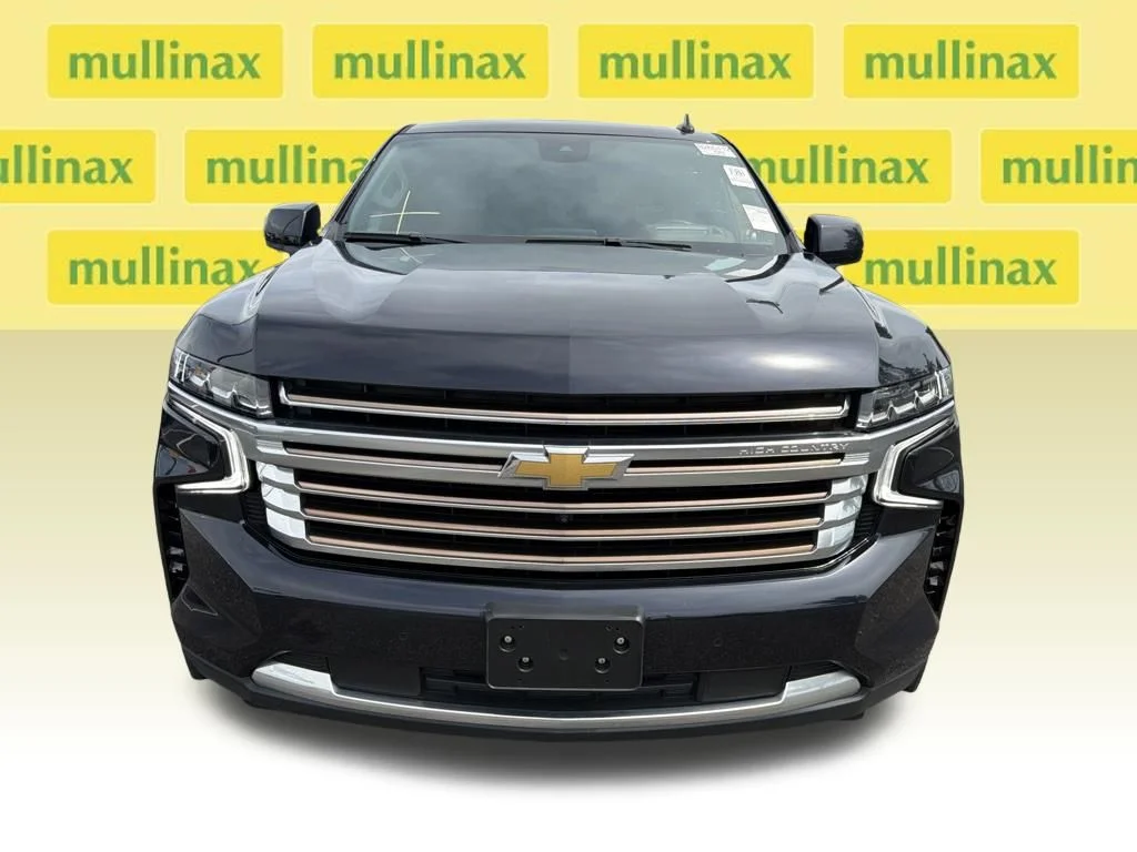 Used 2023 Blue Chevrolet High Country image 3