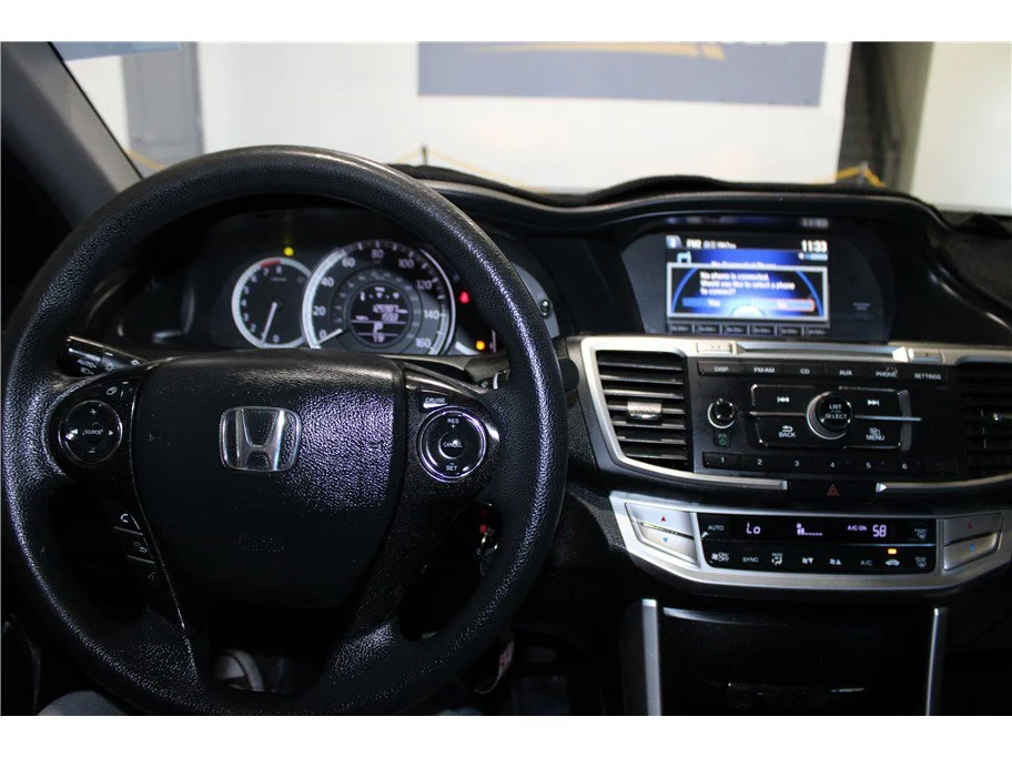 Used 2015 Dark Gray Honda LX image 30