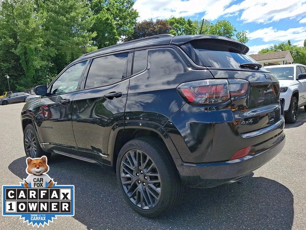 Certified Used 2023 Black Jeep Limited image 4