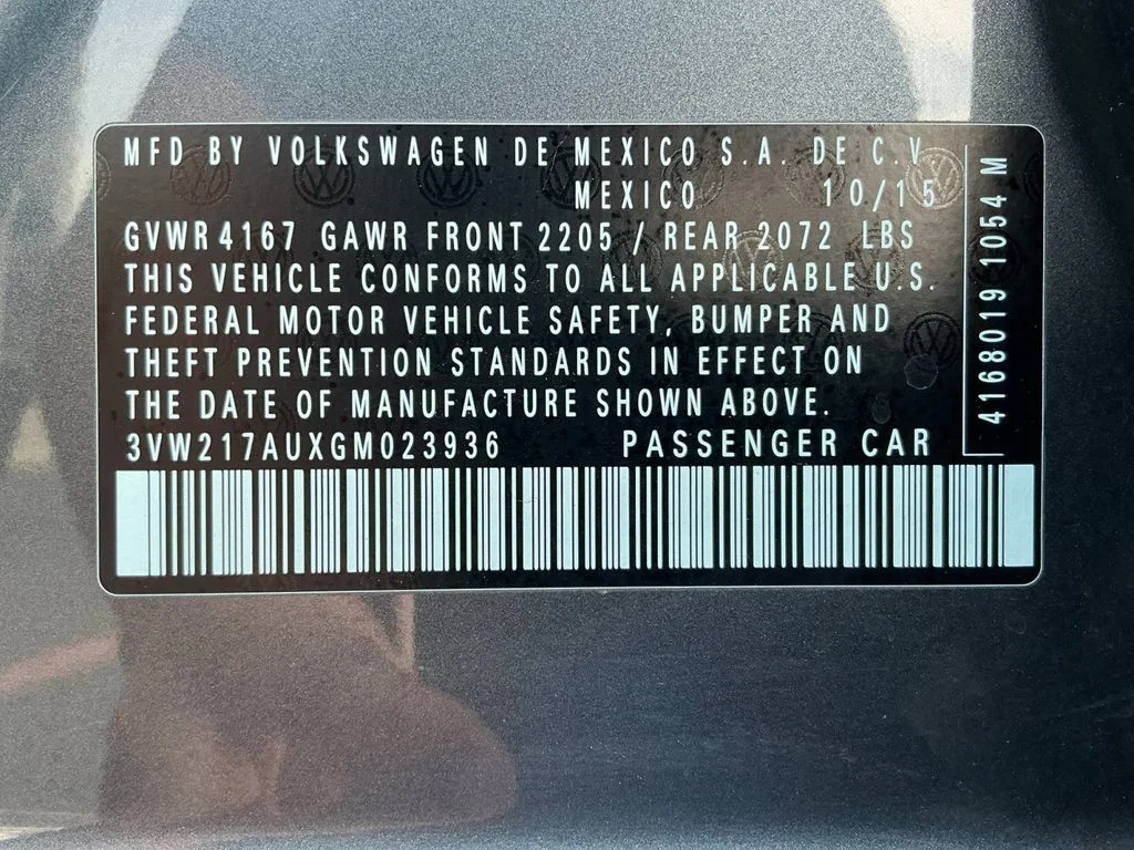 Used 2016 Gray Volkswagen TSI S 4-Door image 24
