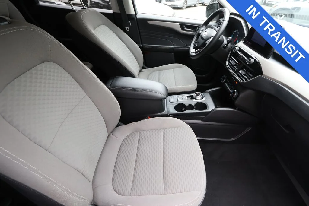 Used 2022 Silver Metallic Ford SE image 33