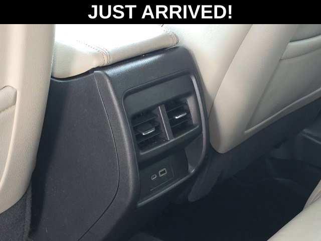 Used 2020 White Cadillac Premium Luxury image 11