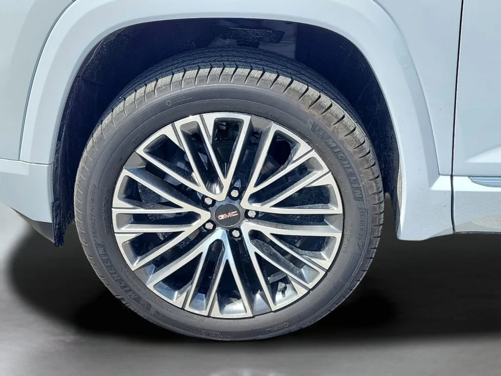 New 2026 Glacier White Tricoat GMC Denali image 27