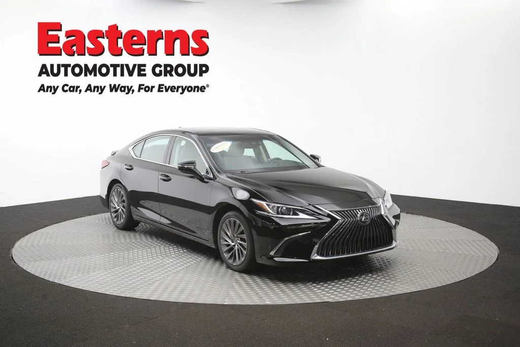 Used 2020 Black Lexus 350 Luxury image 53