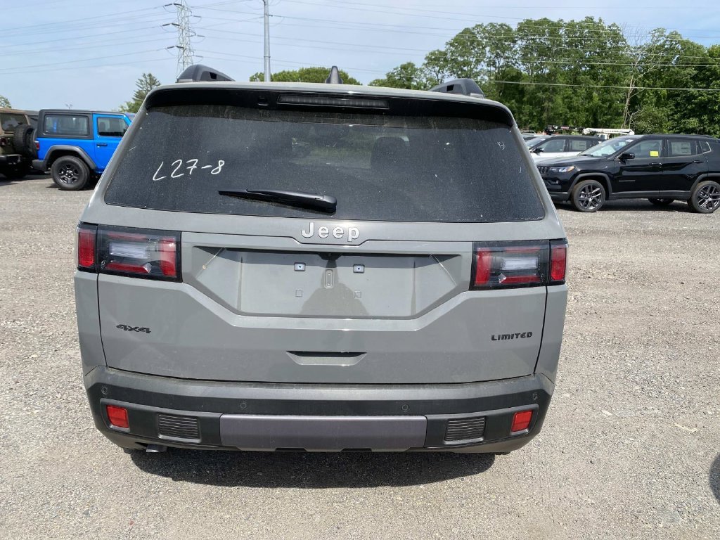 New 2026 Sting-Gray Clear-Coat Exterior Paint Jeep Limited image 4