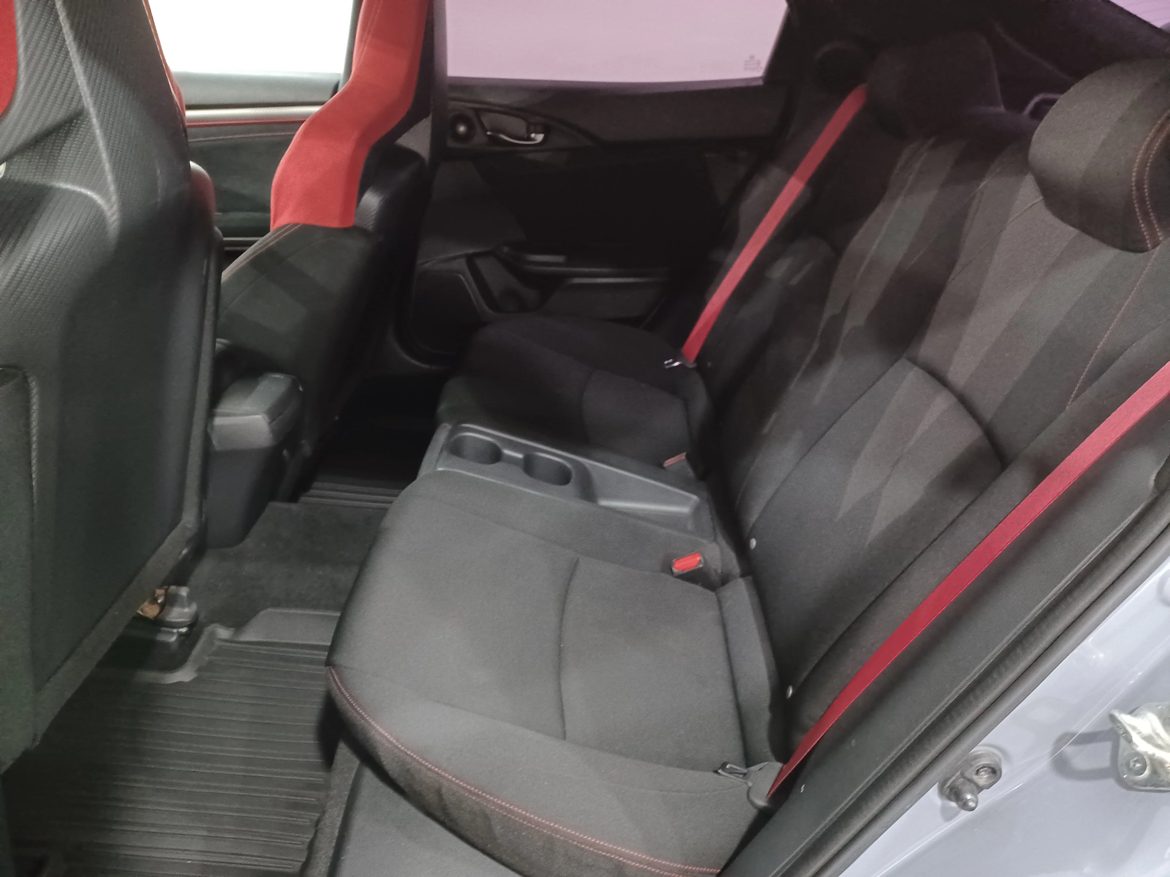 Used 2019 Sonic Grey Pearl Honda Manual*306HP!! | 6spd Manual | Sonic Grey Pearl | Red Alcantara Seats | Nav | Park Assist | CarPlay image 11