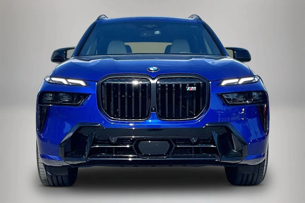 New 2026 BMW X7 M60i 4D Sport Utility