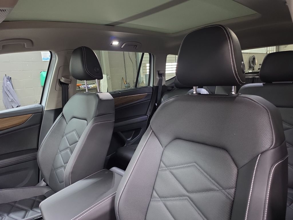 New 2026 White/off-white Volkswagen 2.0T SE w/Technology image 10
