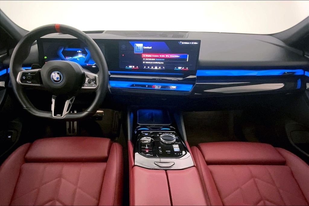 Used 2025 Brooklyn Grey Metallic BMW  image 16