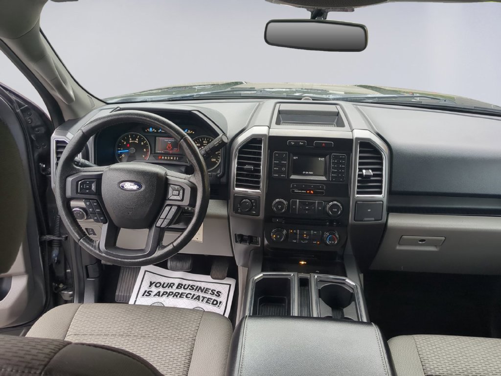 Used 2016 Gray Ford XLT image 14