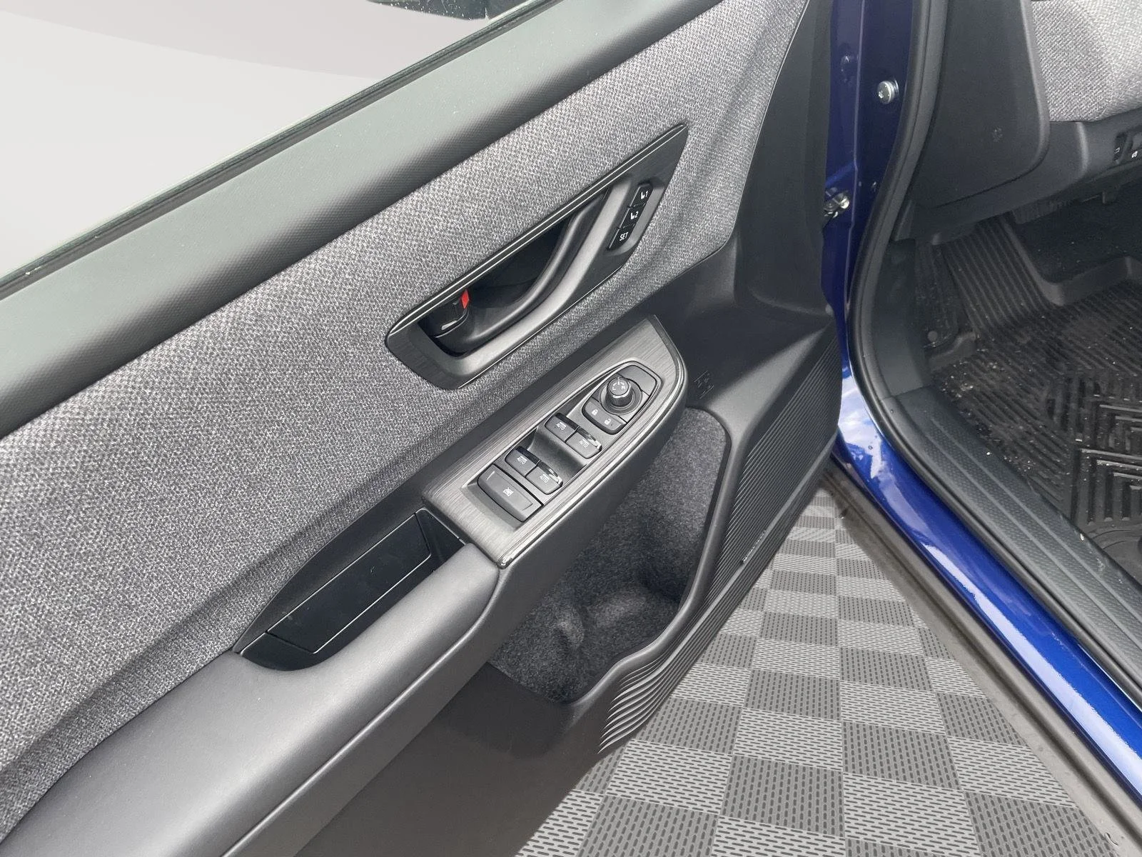 New 2026 Sapphire Blue Pearl Subaru Limited image 9