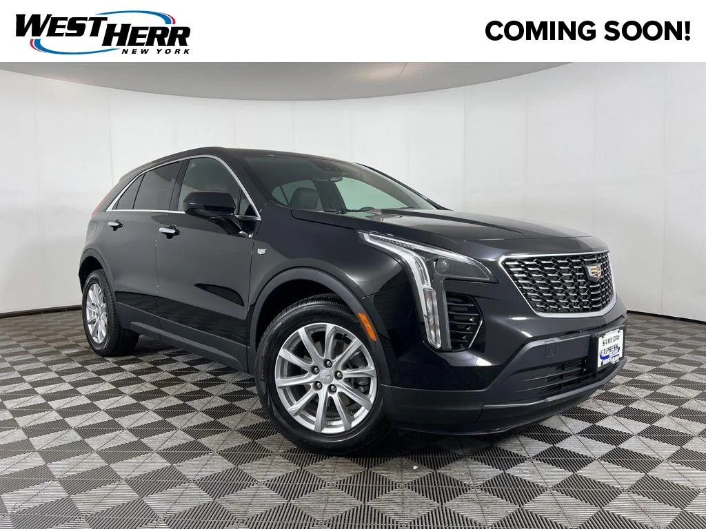 2023 Cadillac XT4 Luxury's photo