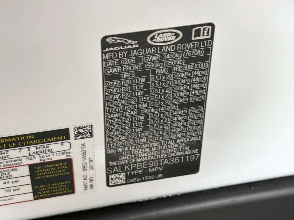 Used 2026 White Land Rover SE image 34