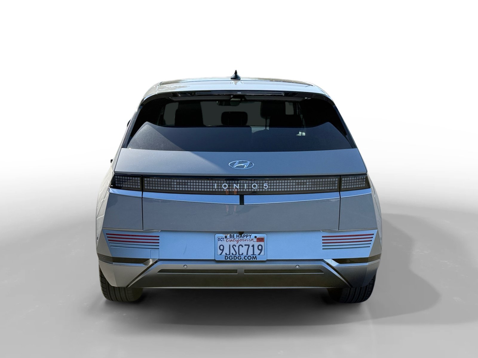 Certified Used 2023 Cyber Gray Hyundai Limited image 4