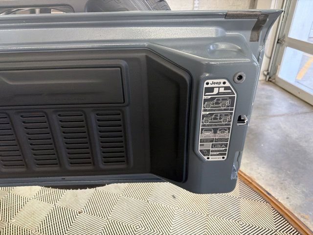 New 2026 Gray Jeep Sahara image 12