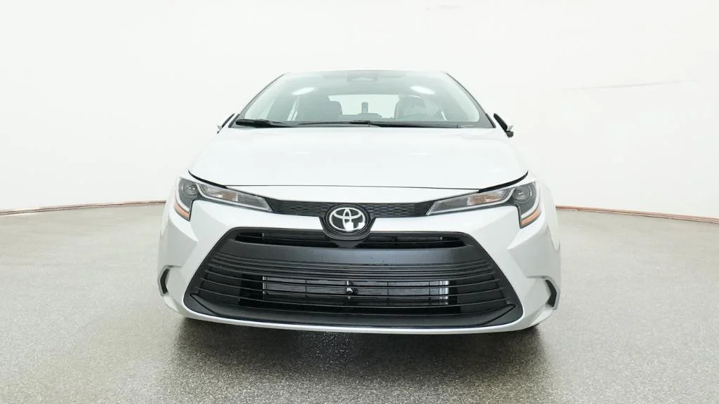 New 2026 Classic Silver Metallic Toyota LE image 10