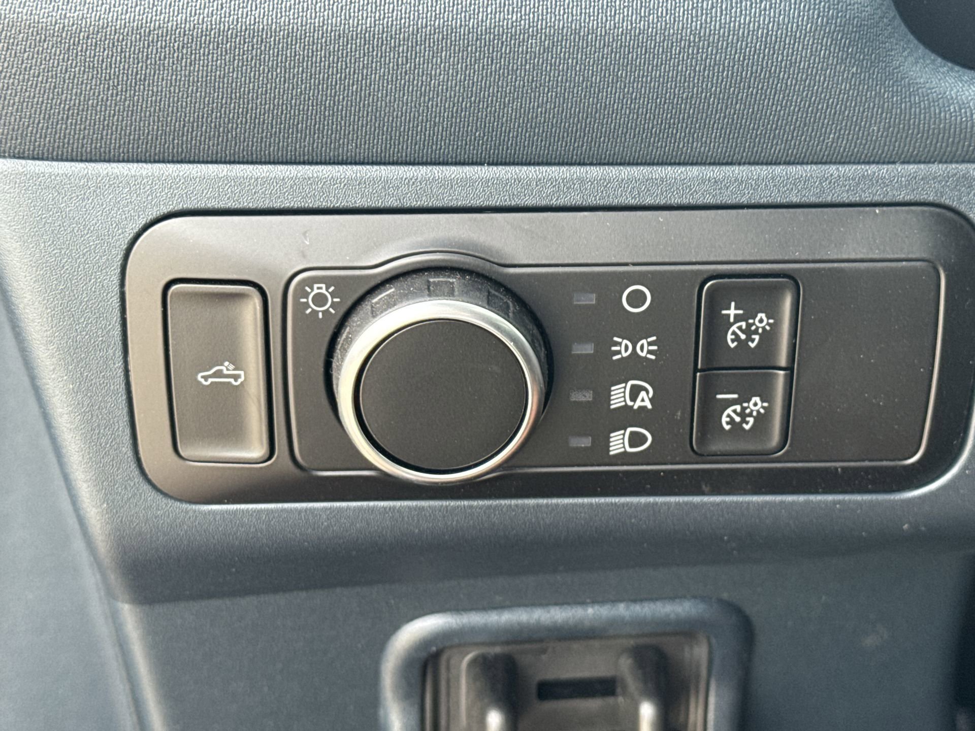 2025 Ford Maverick XLT - Photo 52