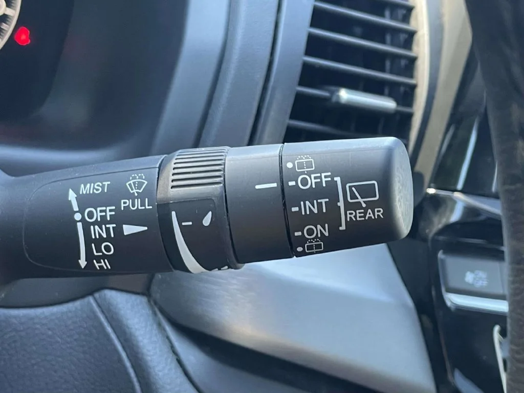 Used 2025  Honda EX-L image 36