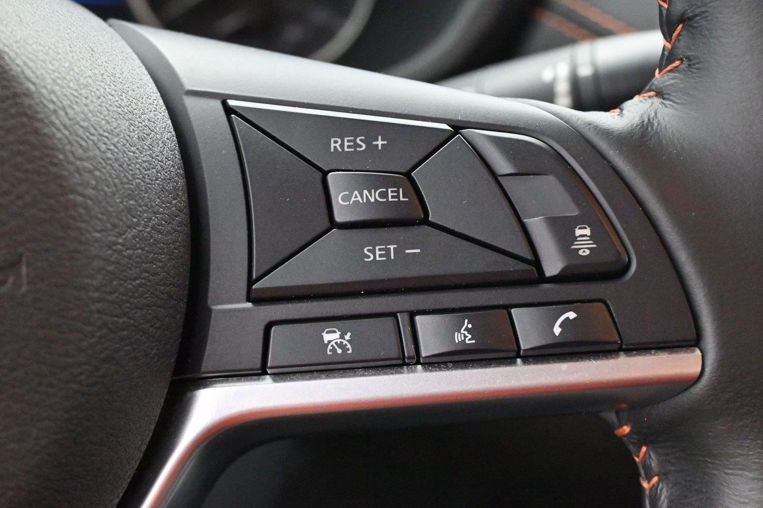 Used 2023 Electric Blue Metallic/Super Black Nissan SR image 17