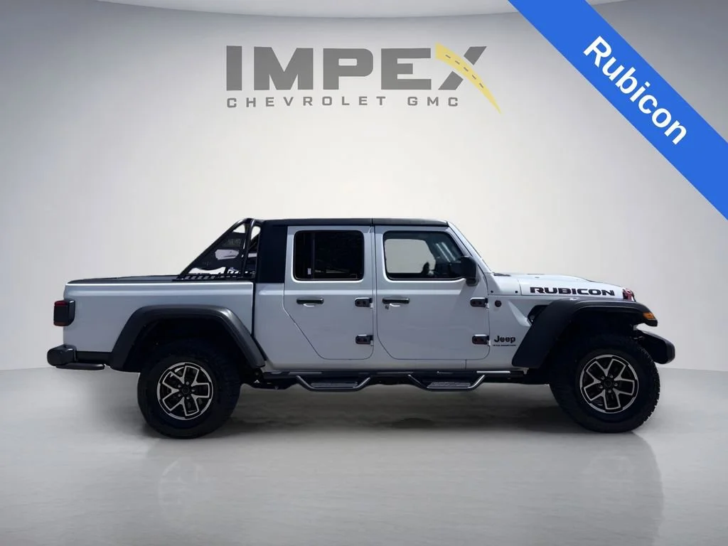 Used 2024 White Jeep Rubicon image 6