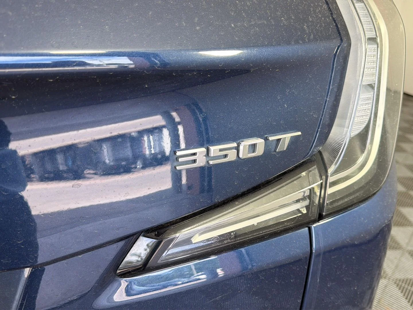 Used 2021 Twilight Blue Metallic Cadillac AWD Sport image 9