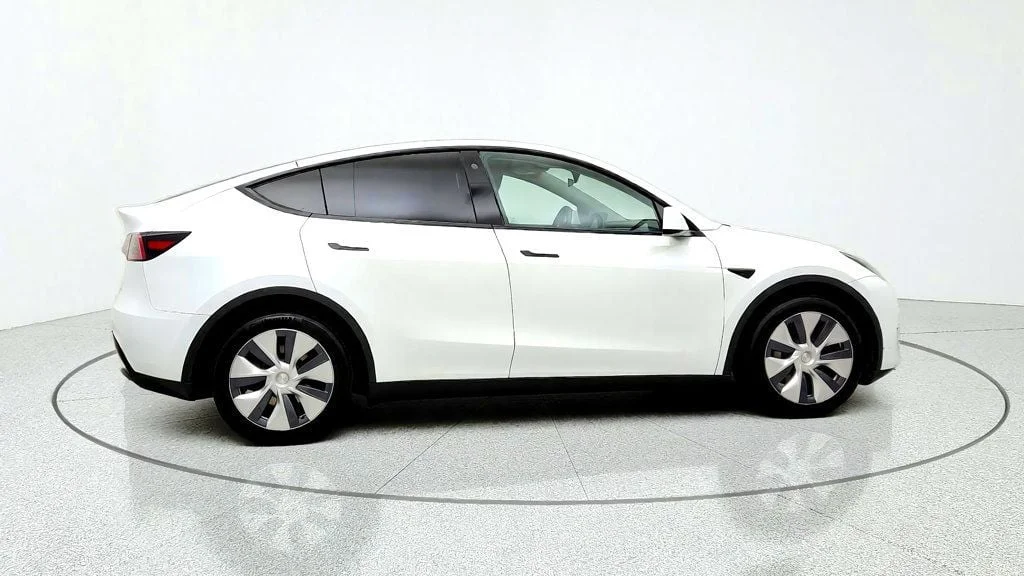 Used 2023 Pearl White Multi-Coat Tesla Long Range AWD image 4