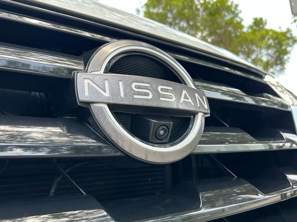 Certified Used 2022 White Nissan SL image 36