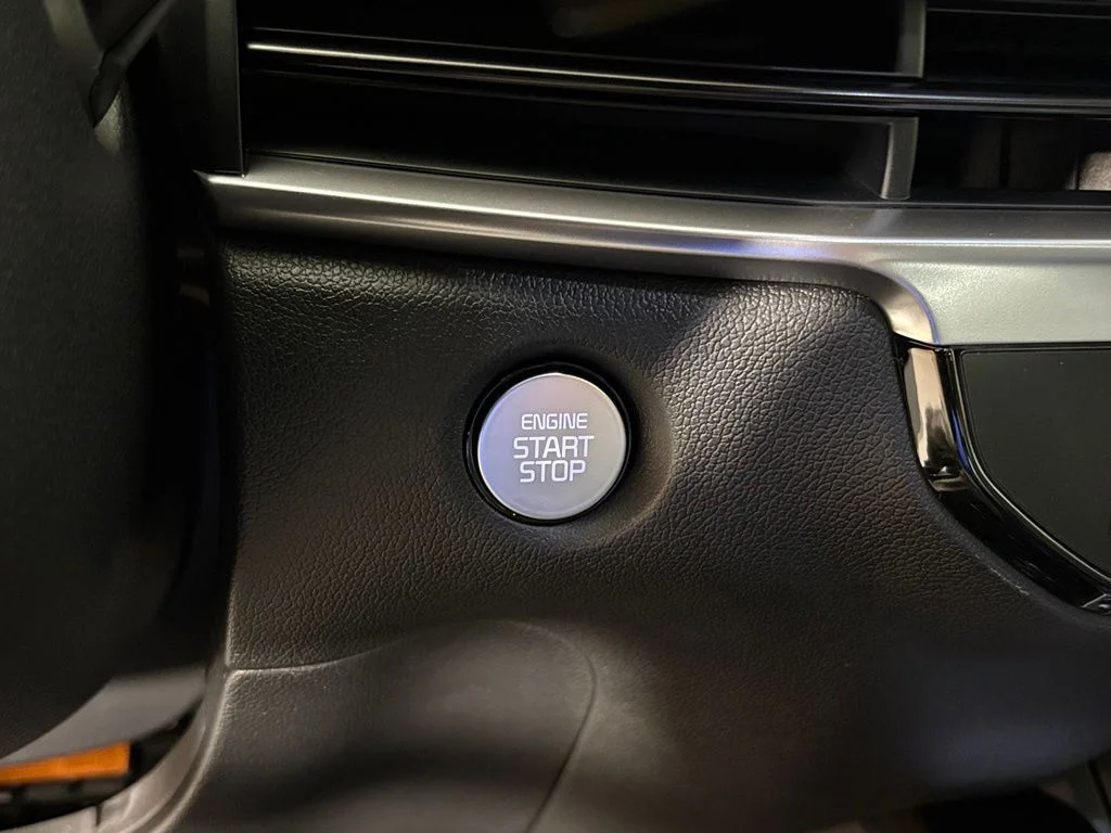 New 2026 Steel Gray Kia EX image 24
