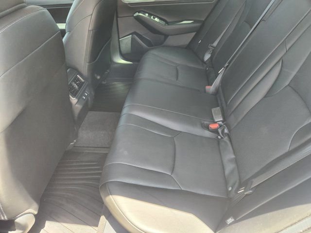 Used 2023 White Honda Touring image 29