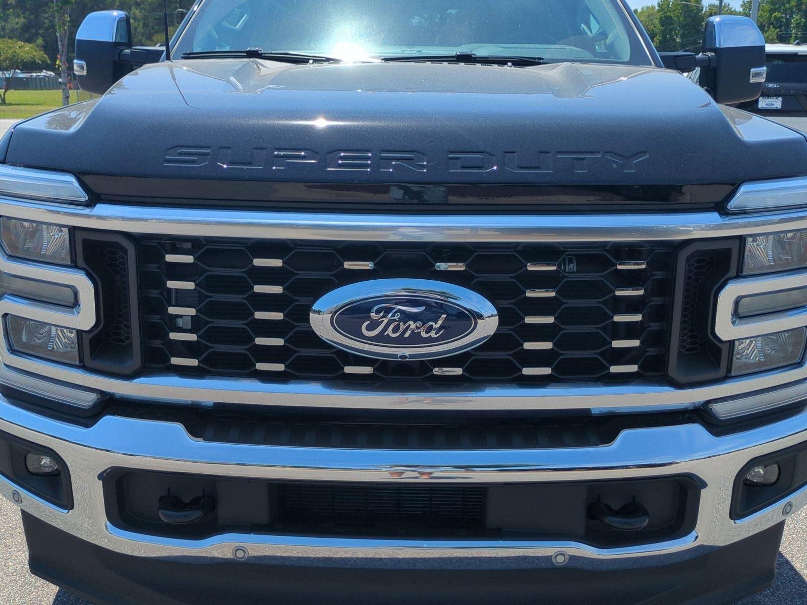New 2026 Agate Black Metallic Ford F-350® Lariat® image 14