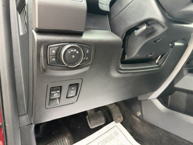 Used 2018 Ruby Red Metallic Ford XLT image 12