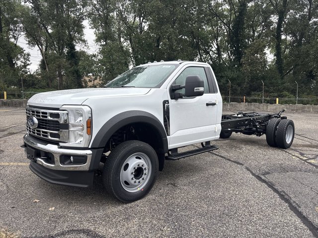 2026 Ford Super Duty F-550 DRW XL