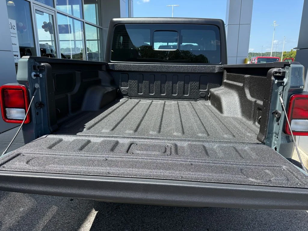 New 2026 Anvil Clearcoat Jeep Sport image 21