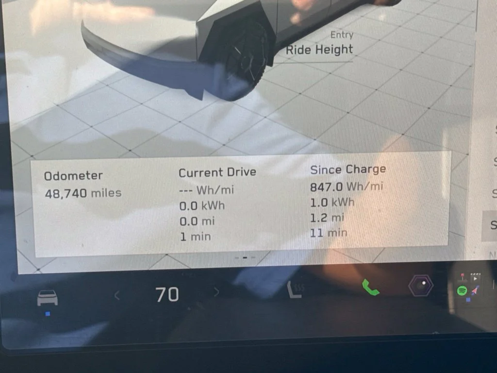 Used 2024 Silver Tesla Base image 31