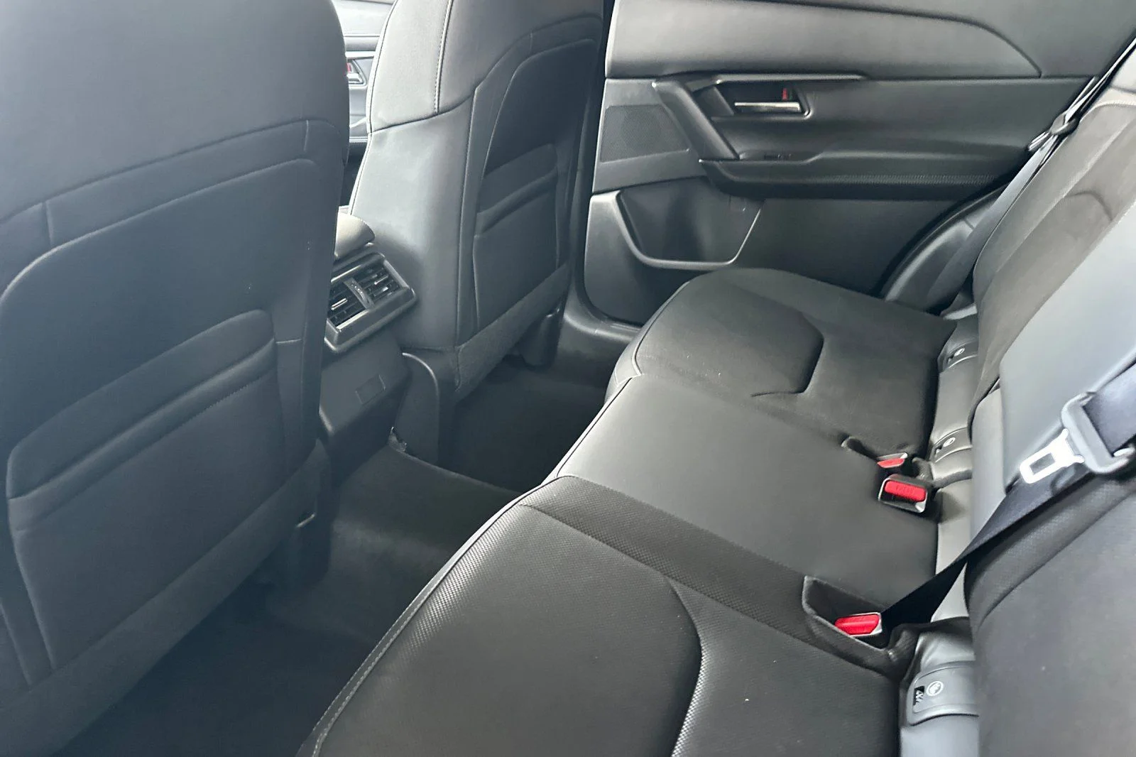 New 2026 Navy Blue Mica Mazda 2.5 S Preferred AWD image 12