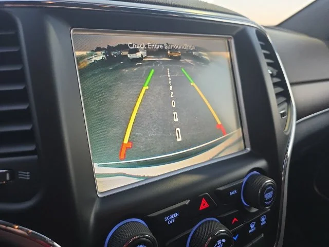 Used 2016 White Jeep Overland image 23
