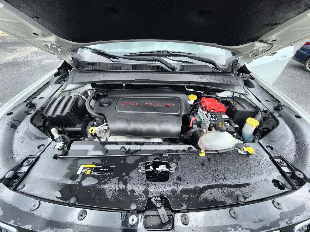 Used 2019 White Jeep Limited image 25